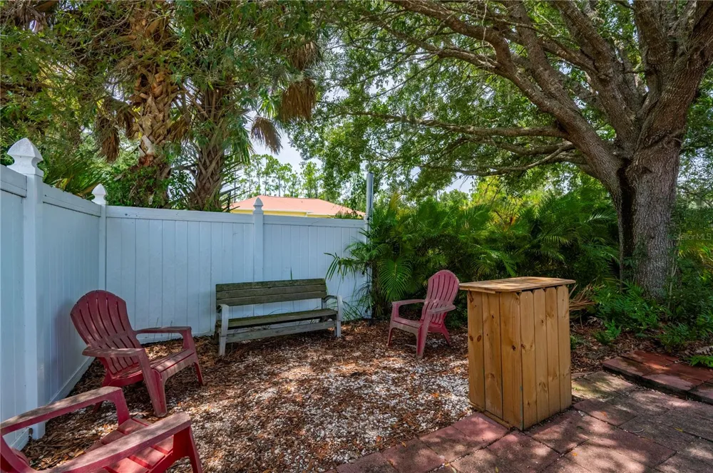 5615 MOJAVE AVENUE North Port, FL 34288