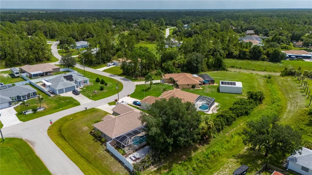 5615 MOJAVE AVENUE North Port, FL 34288