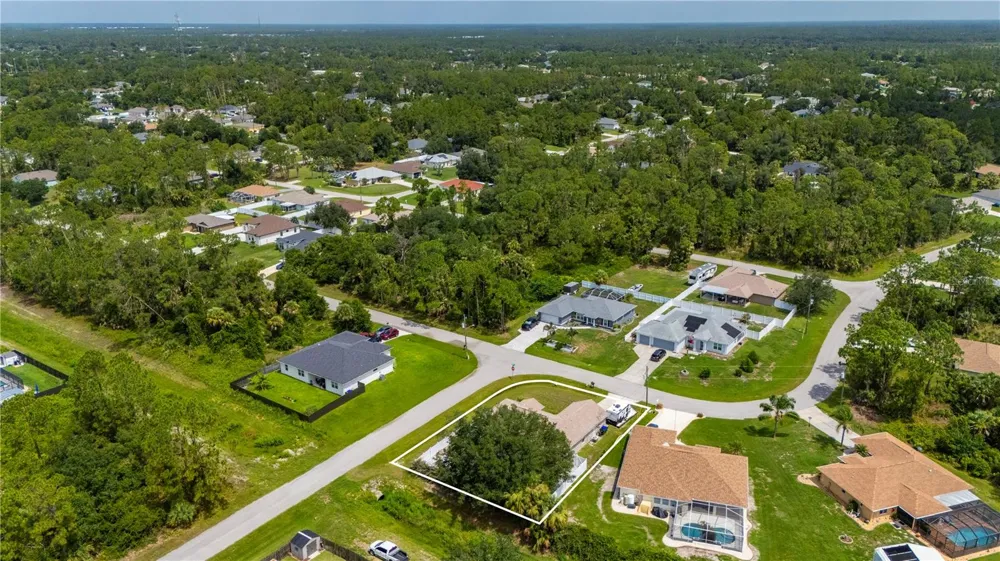 5615 MOJAVE AVENUE North Port, FL 34288