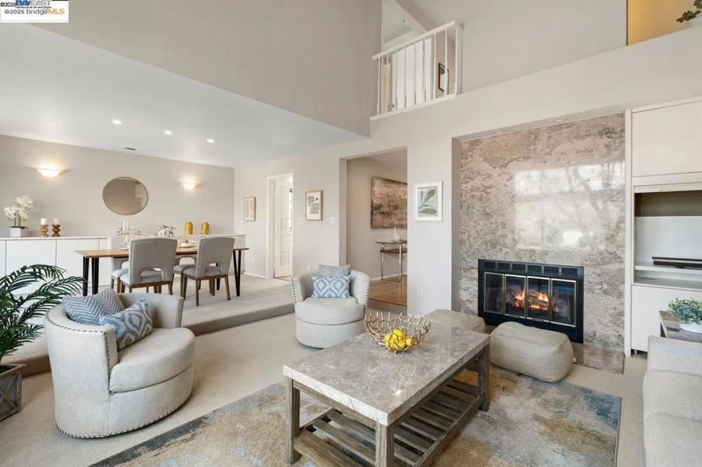 167 Purcell Dr Alameda, CA 94502