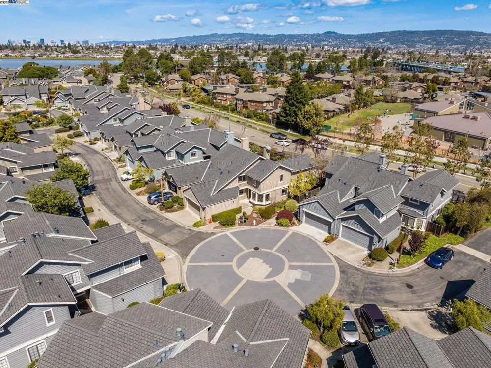 167 Purcell Dr Alameda, CA 94502