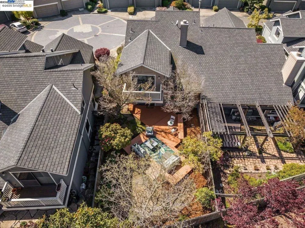 167 Purcell Dr Alameda, CA 94502