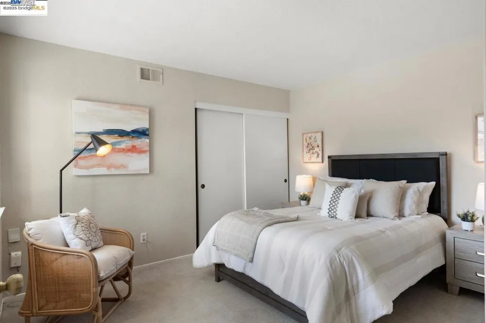 167 Purcell Dr Alameda, CA 94502
