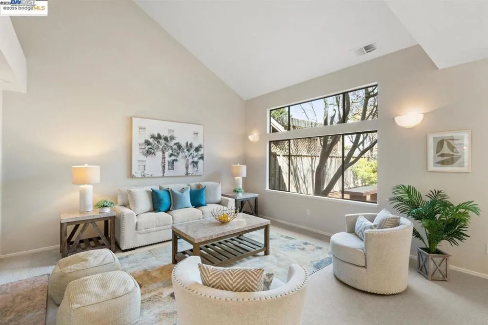 167 Purcell Dr Alameda, CA 94502