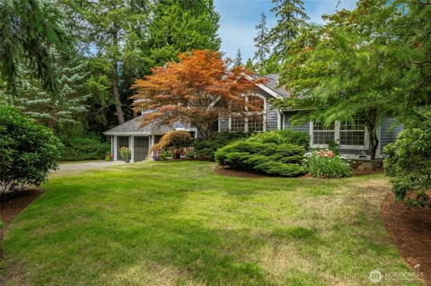 8850 Bald Eagle Drive