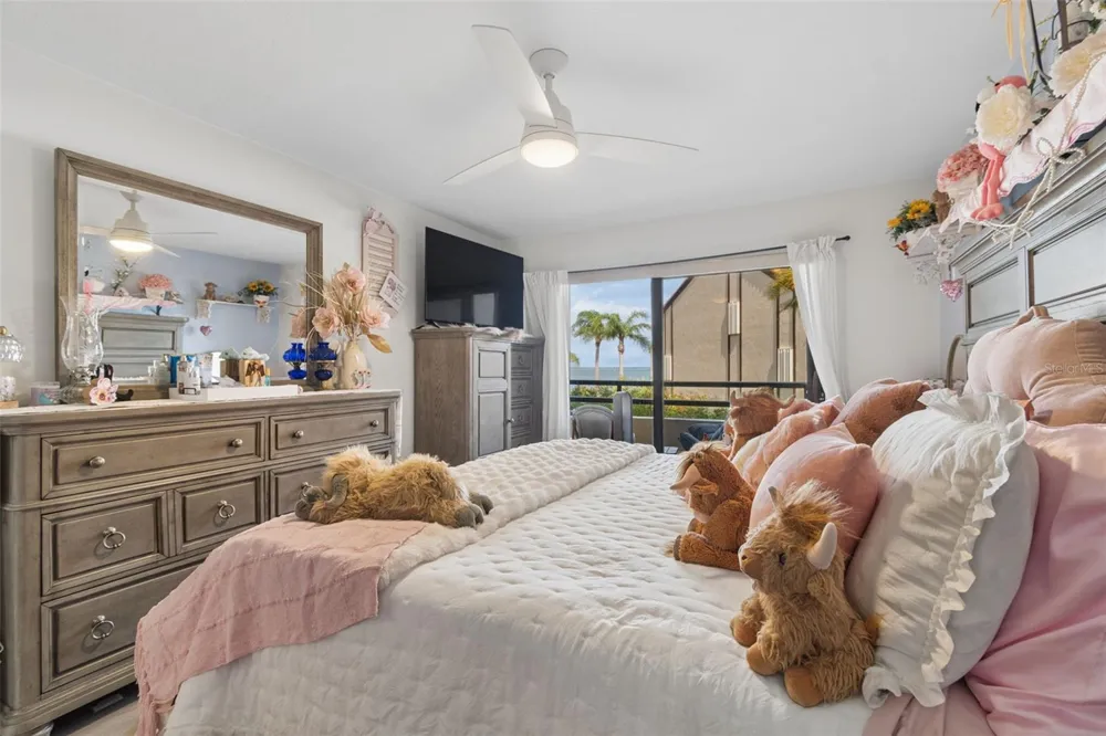 103 1ST STREET E #115 St Petersburg, FL 33715