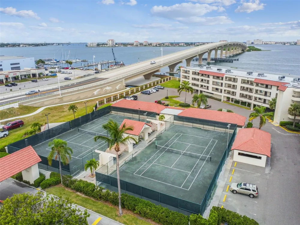 103 1ST STREET E #115 St Petersburg, FL 33715