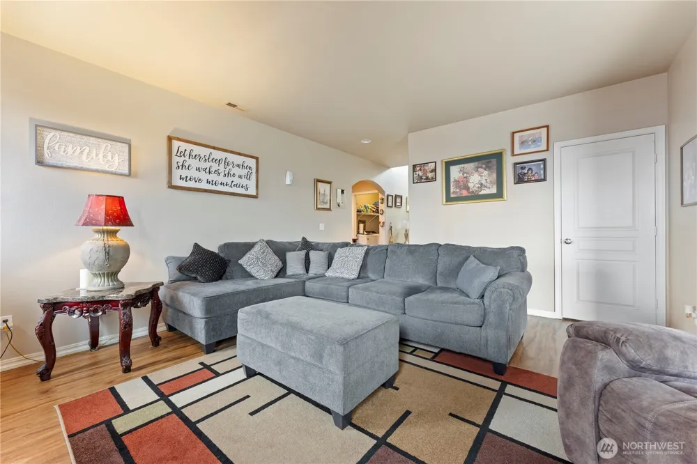 521 Florida Drive Moses Lake, WA 98837