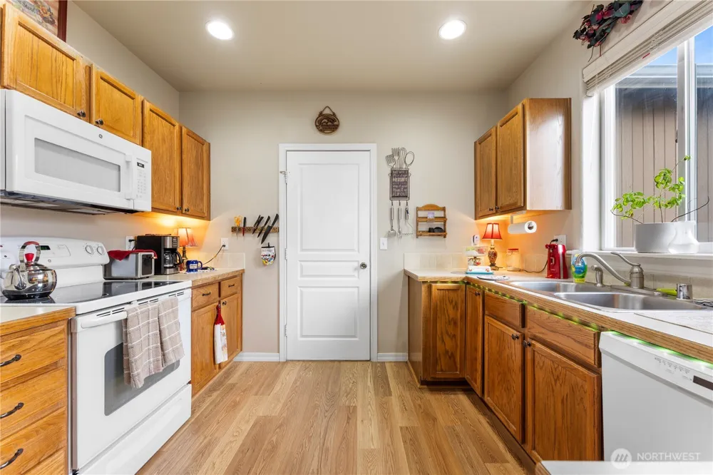 521 Florida Drive Moses Lake, WA 98837