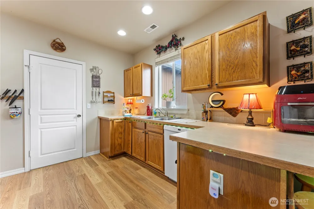 521 Florida Drive Moses Lake, WA 98837