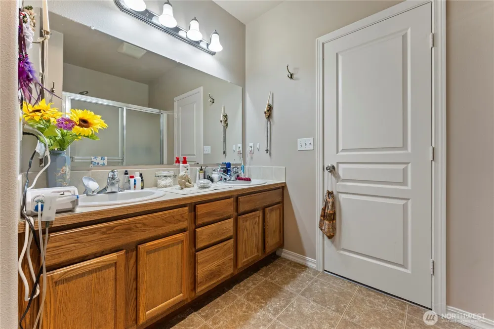521 Florida Drive Moses Lake, WA 98837