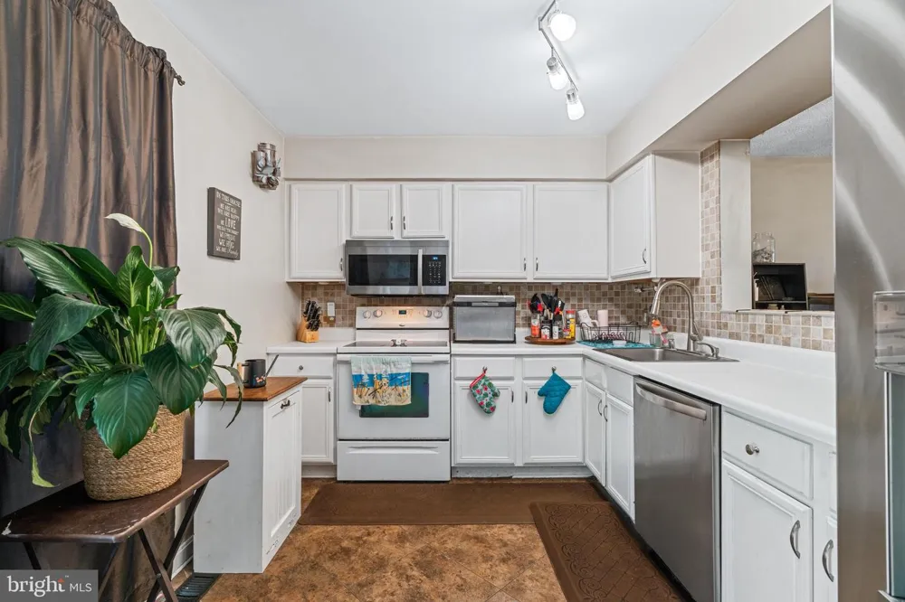 781 MEDINAH CIRCLE Westminster, MD 21158