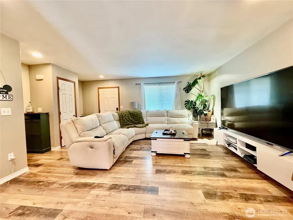 316 Helen Street Sedro Woolley, WA 98284