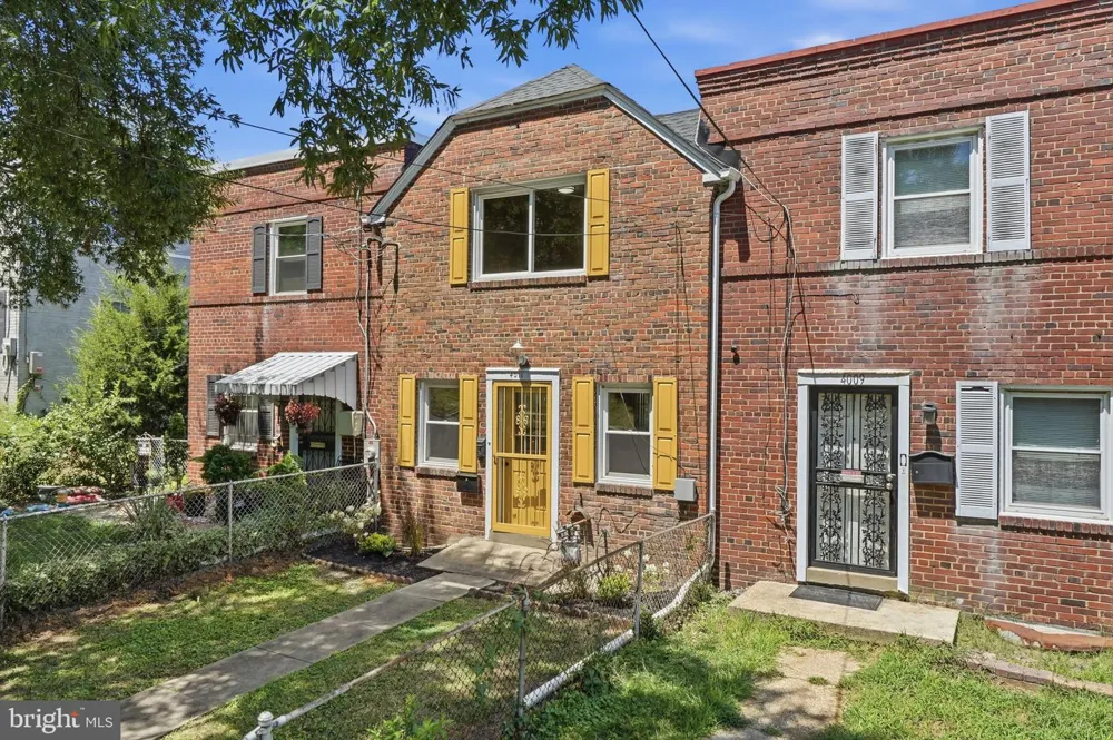 4011 MARTIN LUTHER KING JR AVENUE SW Washington, DC 20032