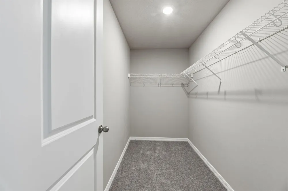 4046 HOT SPRINGS AVENUE Palm Springs, FL 33461