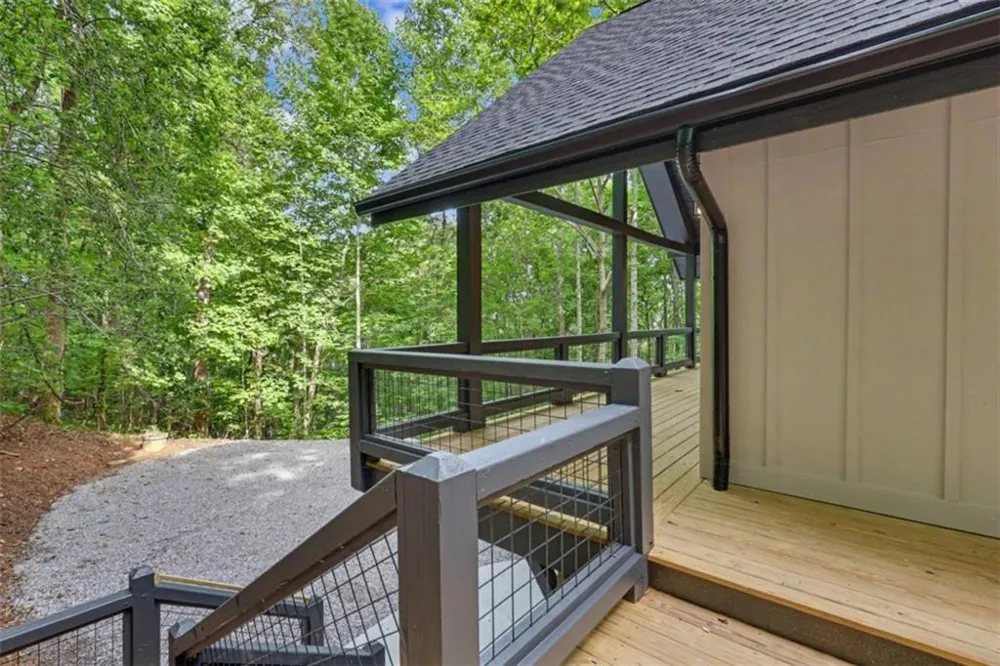 1583 Spring Cove Road Blairsville, GA 30512