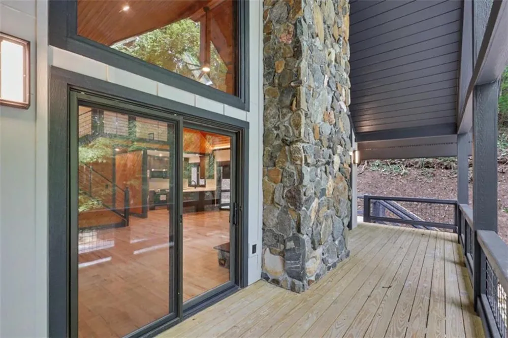 1583 Spring Cove Road Blairsville, GA 30512