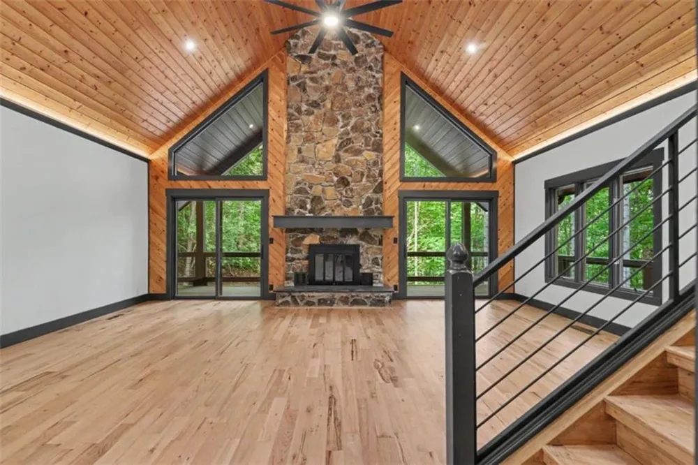 1583 Spring Cove Road Blairsville, GA 30512