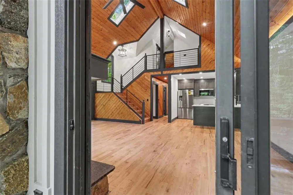 1583 Spring Cove Road Blairsville, GA 30512