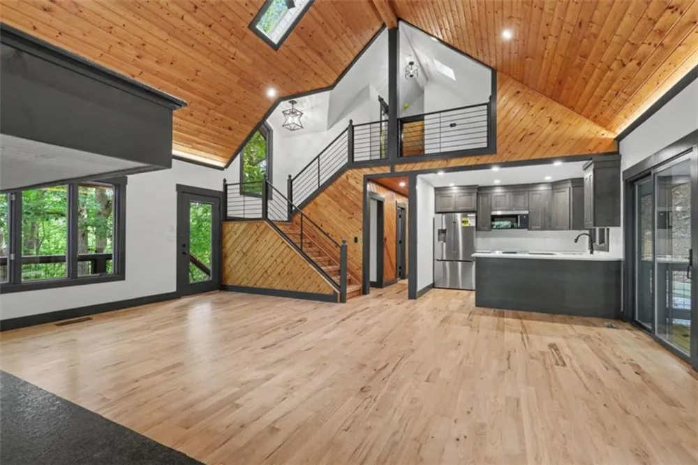 1583 Spring Cove Road Blairsville, GA 30512