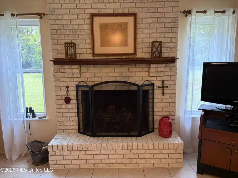 20116 F Ladner Road Saucier, MS 39574
