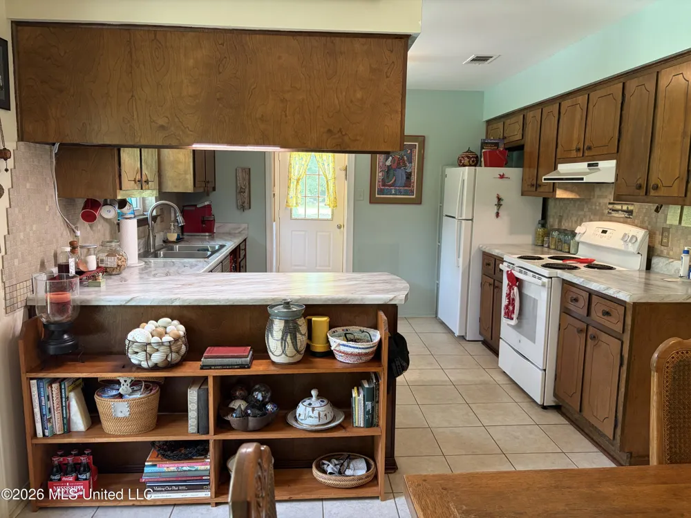 20116 F Ladner Road Saucier, MS 39574