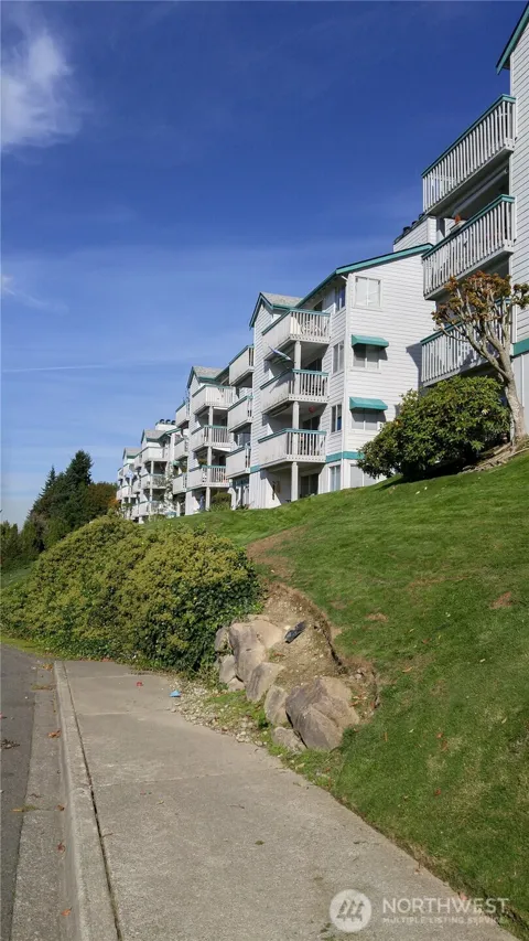 28610 16th Avenue S #102
