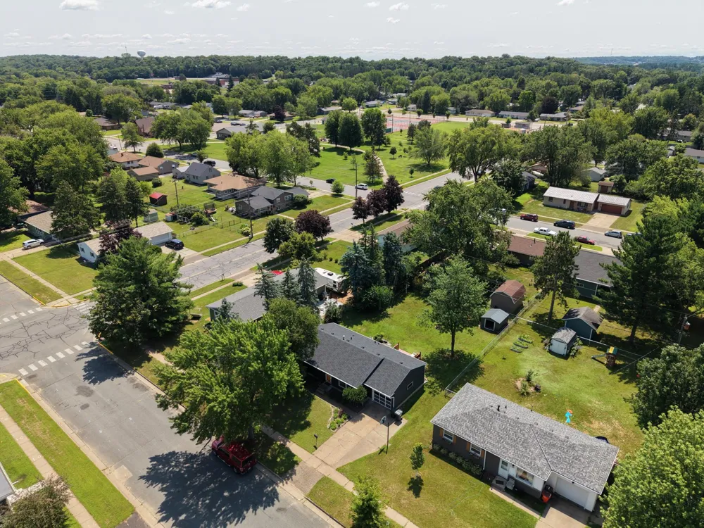 2411 Lynn Avenue Altoona, WI 54720