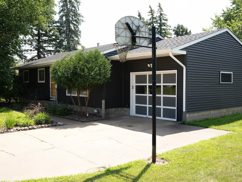2411 Lynn Avenue Altoona, WI 54720