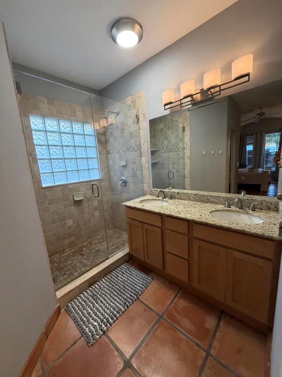 5655 La Quinta Court Lake Worth, FL 33463