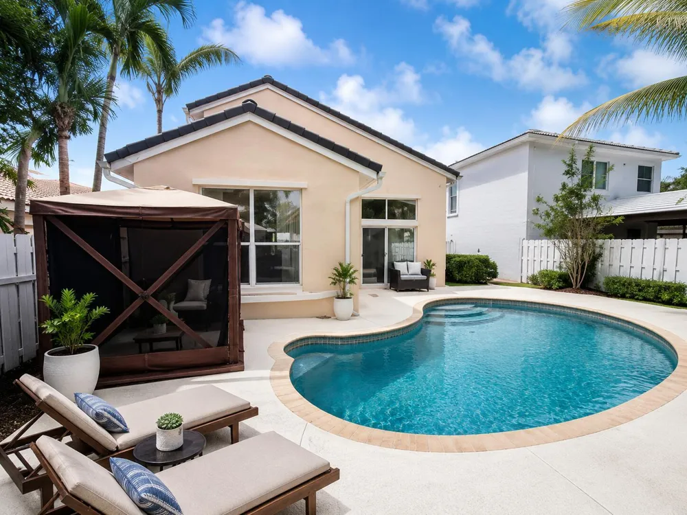 5655 La Quinta Court Lake Worth, FL 33463