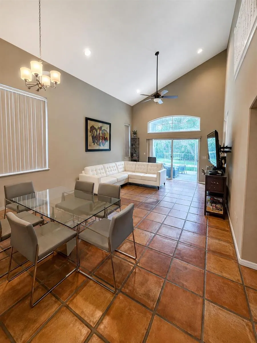 5655 La Quinta Court Lake Worth, FL 33463