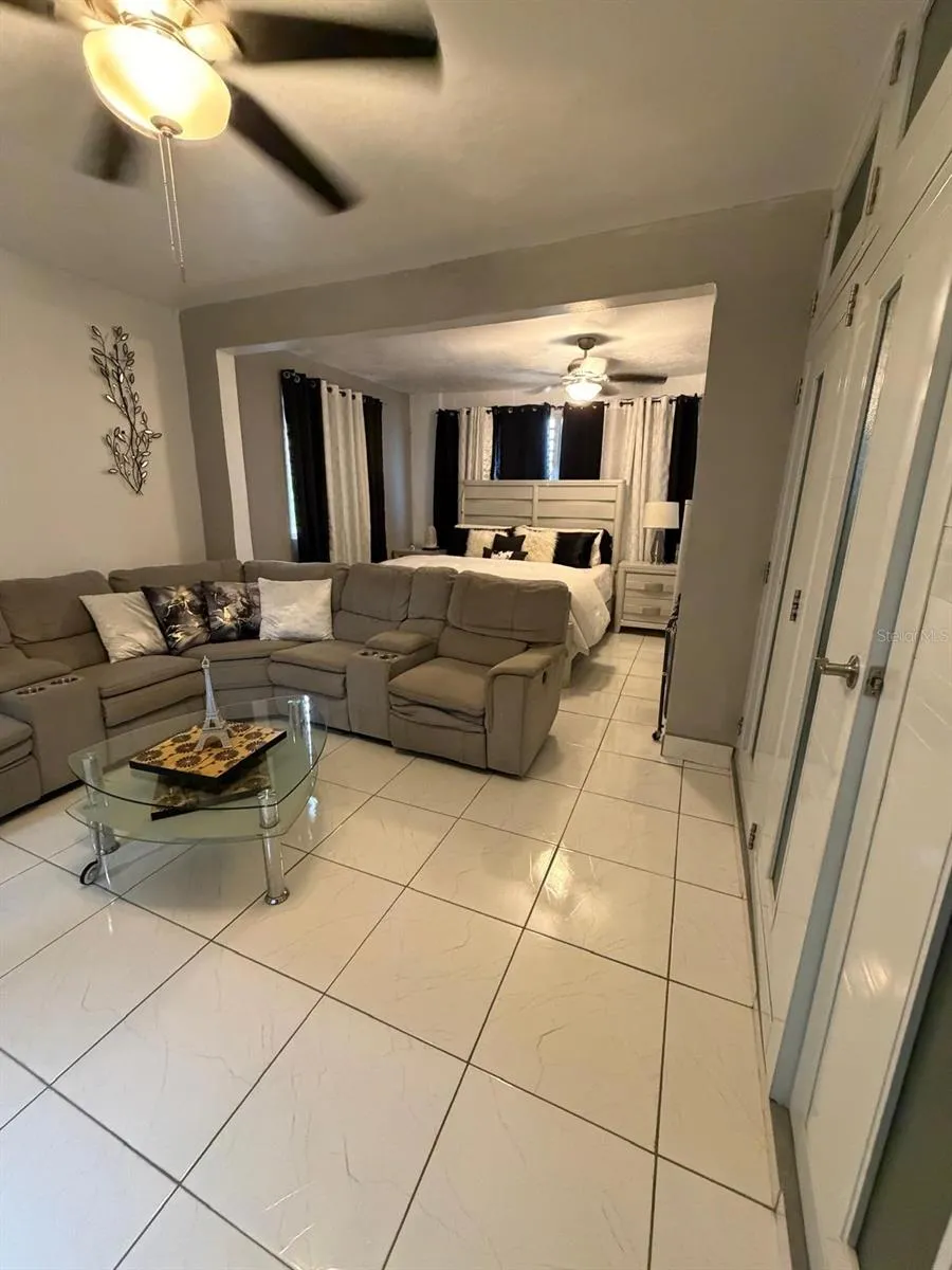 282 AVE. FELIX RIOS Aibonito, PR 00705
