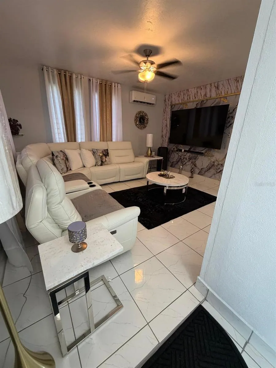 282 AVE. FELIX RIOS Aibonito, PR 00705