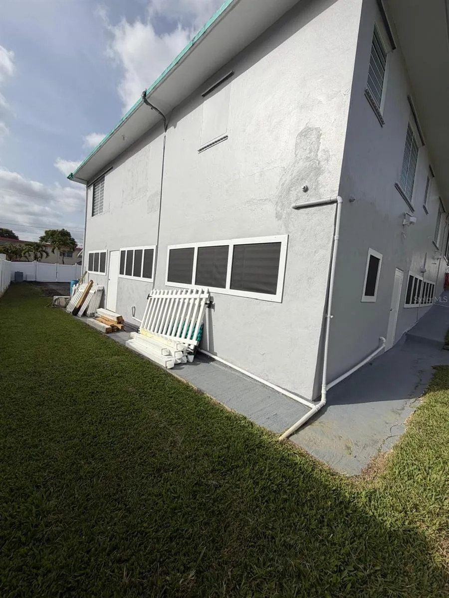 282 AVE. FELIX RIOS Aibonito, PR 00705