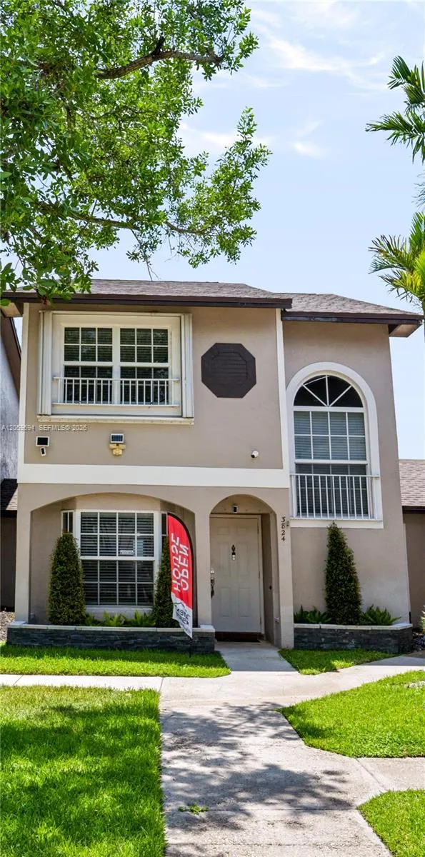 3824 NW 122nd Ter Sunrise, FL 33323
