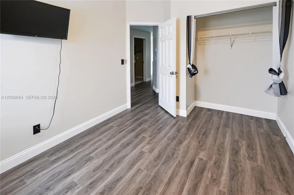 3824 NW 122nd Ter Sunrise, FL 33323
