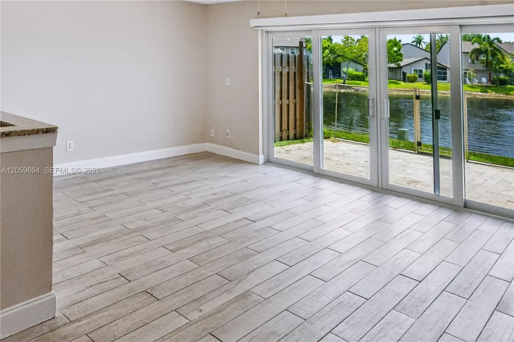 3824 NW 122nd Ter Sunrise, FL 33323