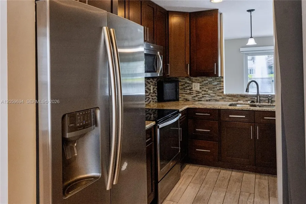 3824 NW 122nd Ter Sunrise, FL 33323