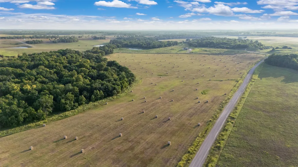 E 237th Road Chelsea, OK 74016