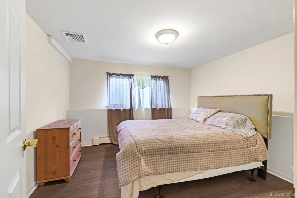 3 Stanford Court Walden, NY 12586