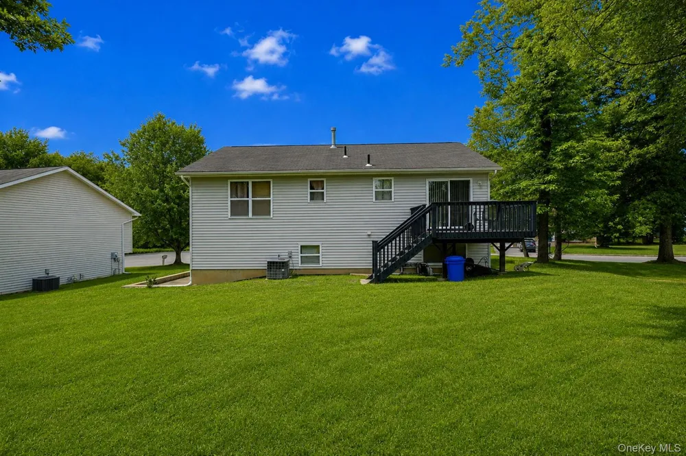 3 Stanford Court Walden, NY 12586