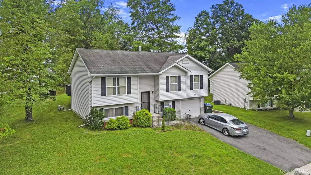 3 Stanford Court Walden, NY 12586