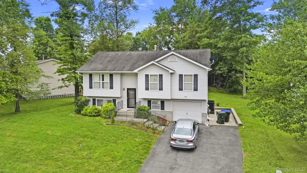 3 Stanford Court Walden, NY 12586