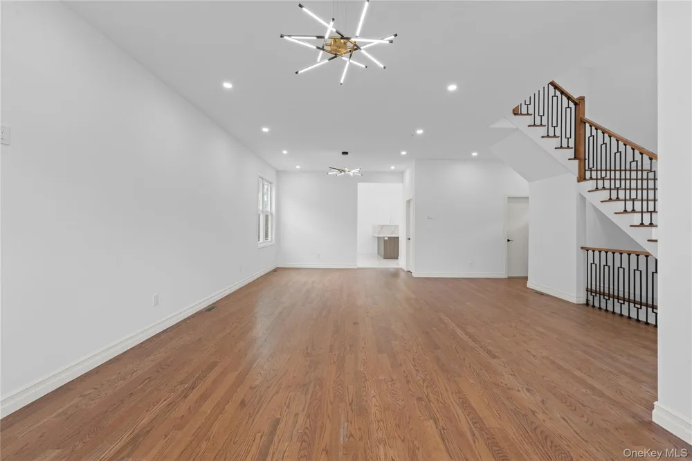 172-12 65th Avenue Fresh Meadows, NY 11365