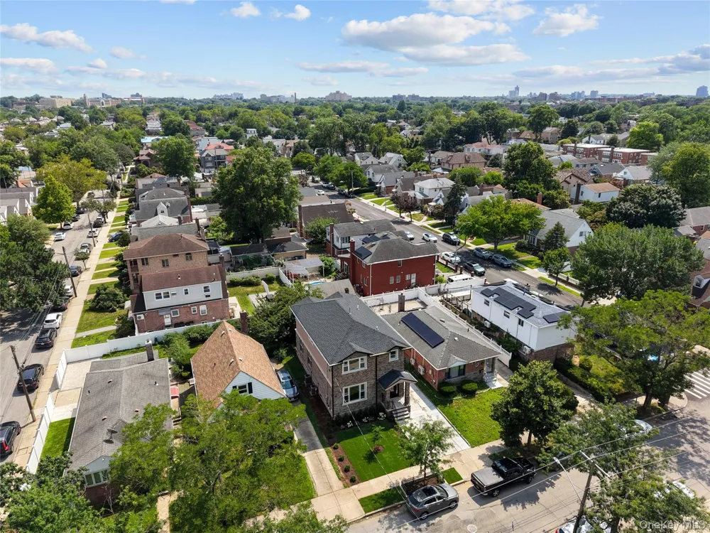 172-12 65th Avenue Fresh Meadows, NY 11365