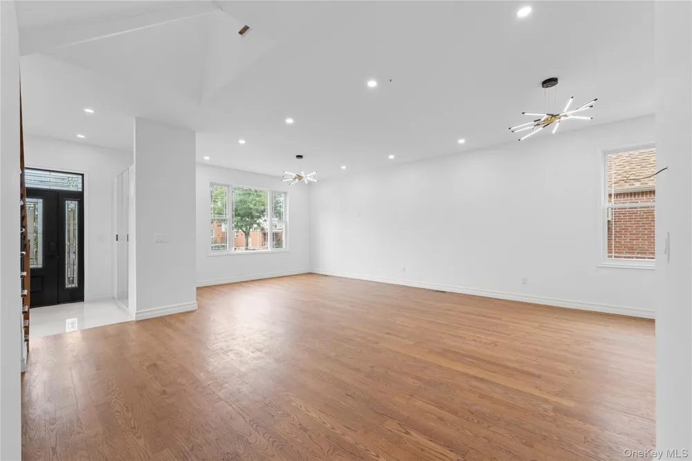 172-12 65th Avenue Fresh Meadows, NY 11365