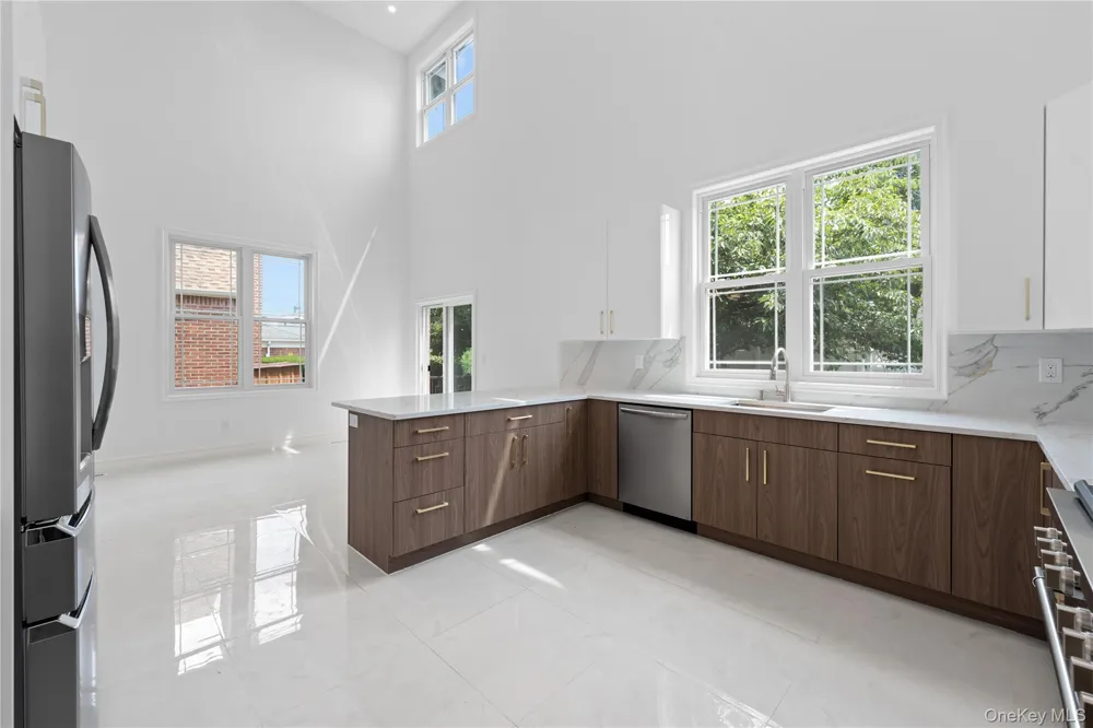 172-12 65th Avenue Fresh Meadows, NY 11365