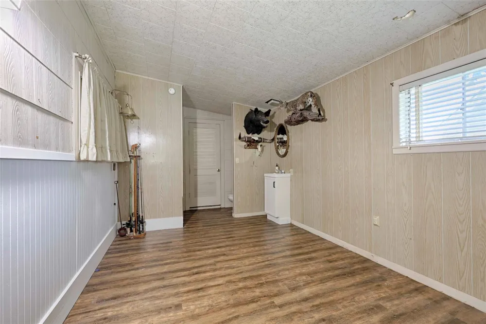 604 Market Street Hallettsville, TX 77964