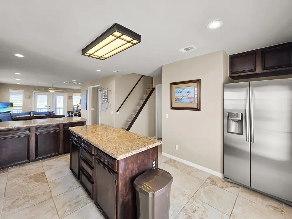 1301 Monkhouse Drive Crystal Beach, TX 77650